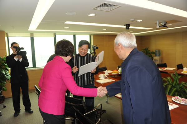 GA�ƽ�׹���-׷�󿵽�,����һ������