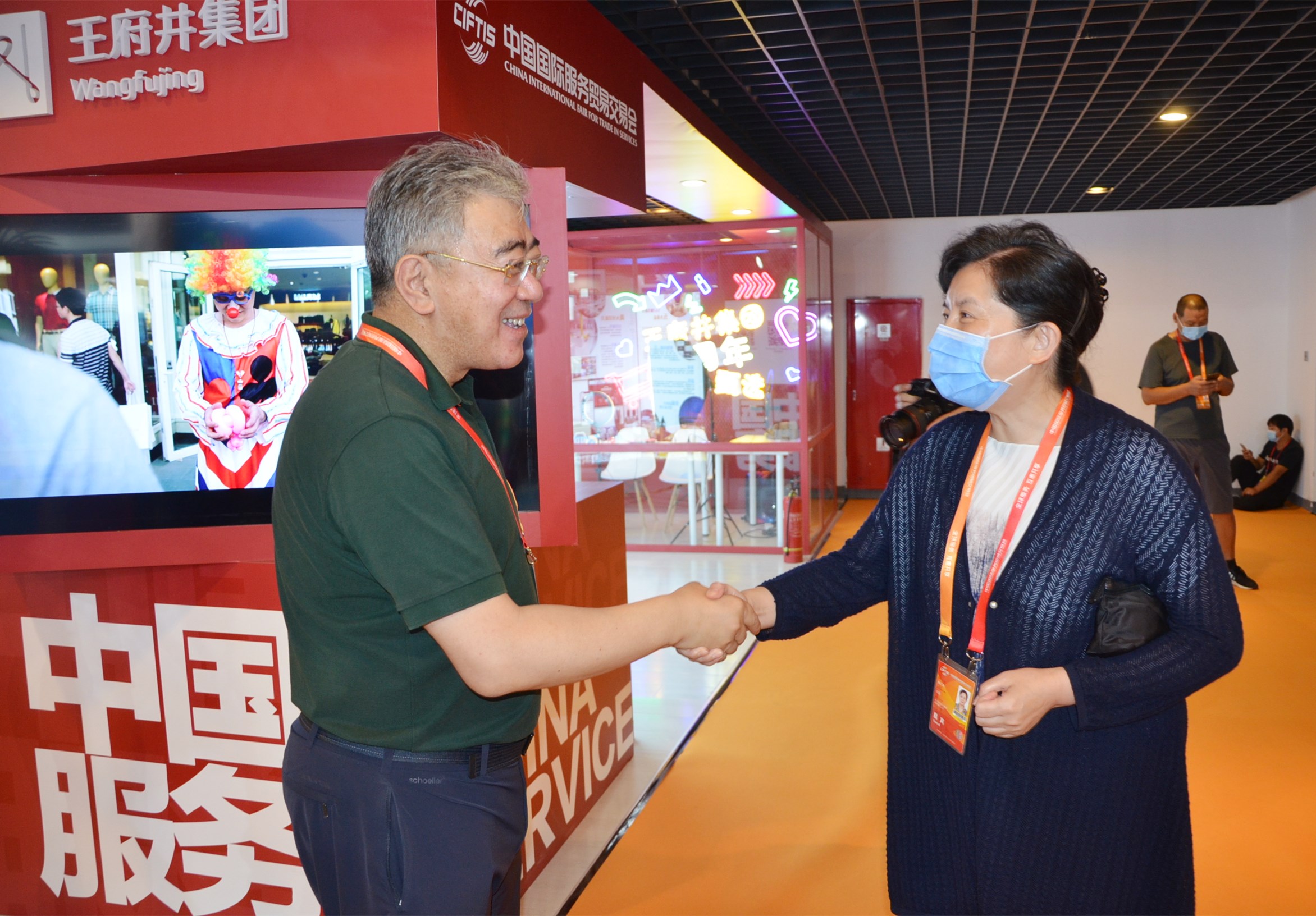 GA�ƽ�׹���-׷�󿵽�,����һ������