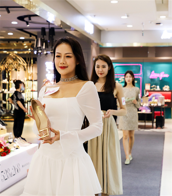 GA�ƽ�׹���-׷�󿵽�,����һ������